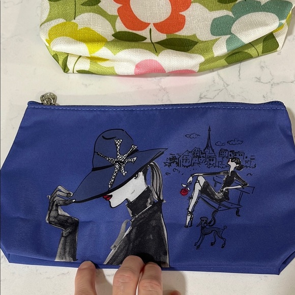 Super Cute Clinique Floral and Blue Lancome Cosmetic Bags New Never Used - Picture 5 of 12